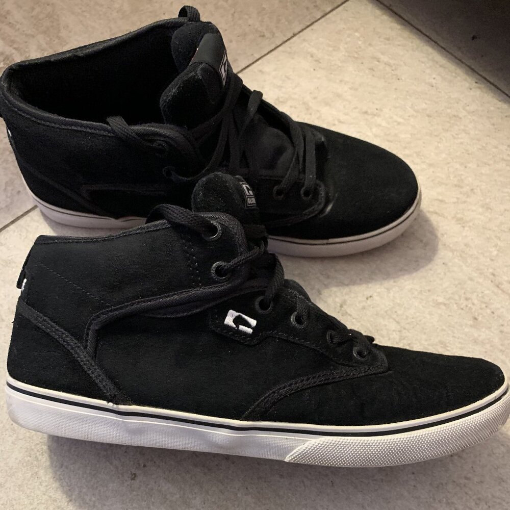 Globe Motley Mid Skate Shoes